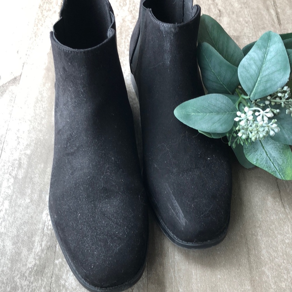 Old Navy Black Bootie